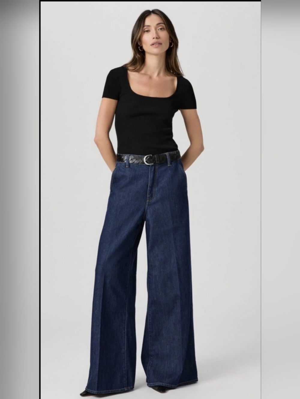 PAIGE Wide-Leg High-Rise Jeans in Dark Blue Denim. Super Soft.  BRAND NEW.